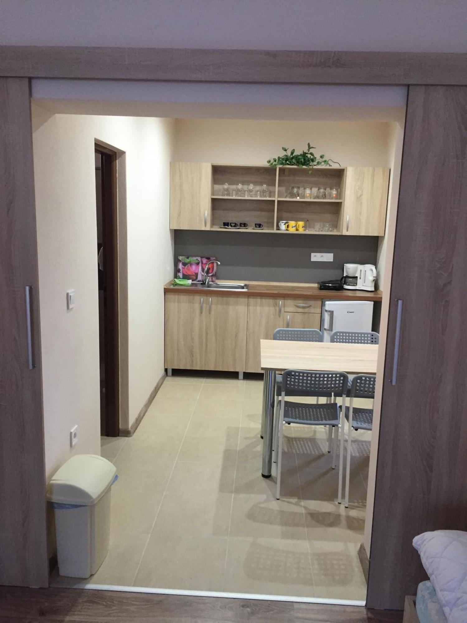 Sunny Apartman Sturovo Exterior photo